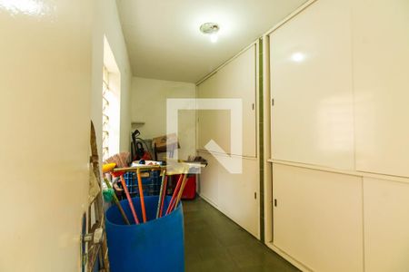 Casa para alugar com 320m², 3 quartos e 4 vagas Casa para alugar com 320m², 3 quartos e 4 vagasÁrea serviço