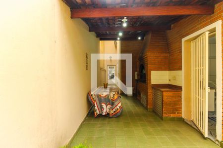 Casa para alugar com 320m², 3 quartos e 4 vagas Casa para alugar com 320m², 3 quartos e 4 vagasÁrea externa