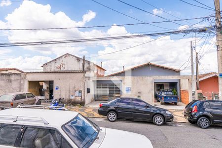 Casa à venda com 350m², 3 quartos e 4 vagasFachada
