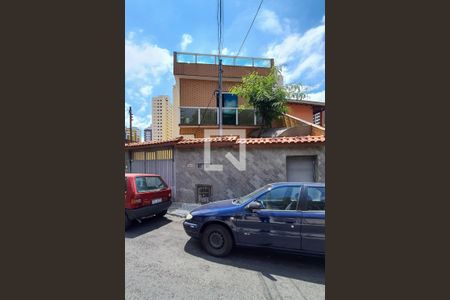 Casa à venda com 300m², 3 quartos e 1 vagaFachada