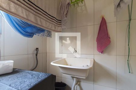 Casa à venda com 300m², 3 quartos e 1 vagaLavanderia