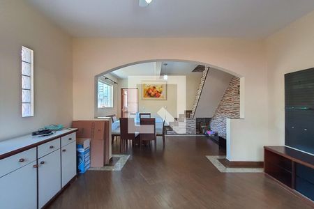 Sala 1 de casa à venda com 3 quartos, 300m² em Chora Menino, São Paulo