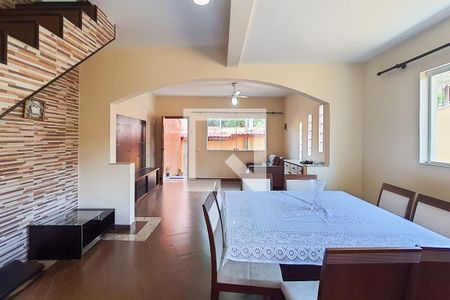 Sala 1 de casa à venda com 3 quartos, 300m² em Chora Menino, São Paulo