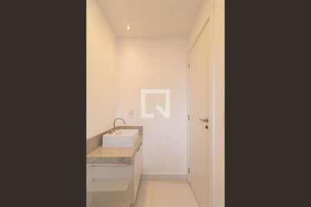 Banheiro  de apartamento para alugar com 1 quarto, 52m² em Vila Azevedo, São Paulo