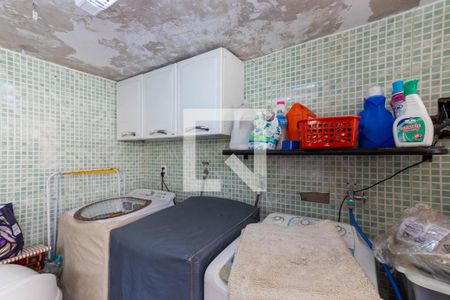 Casa à venda com 250m², 4 quartos e 2 vagasDetalhe da área de serviço