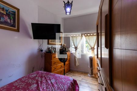 Casa à venda com 250m², 4 quartos e 2 vagasQuarto 