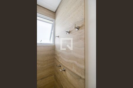 Casa de condomínio à venda com 550m², 5 quartos e 4 vagasBanheiro da Suíte 1