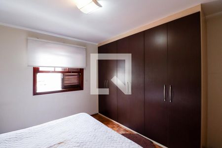 Casa à venda com 203m², 3 quartos e 4 vagasSuite