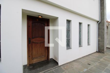 Casa à venda com 210m², 5 quartos e 2 vagasÁrea Comum