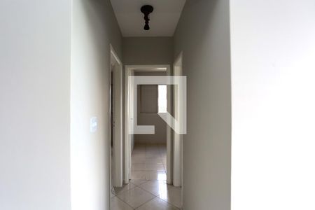 corredor de apartamento à venda com 2 quartos, 63m² em Chácara Agrindus, Taboão da Serra