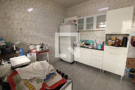 Casa à venda com 300m², 4 quartos e 2 vagasCozinha 2