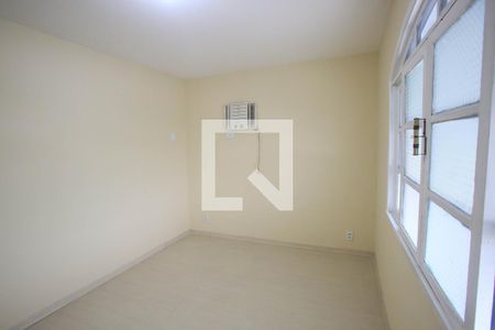Quarto 1 de apartamento para alugar com 2 quartos, 86m² em Jacarepaguá, Rio de Janeiro