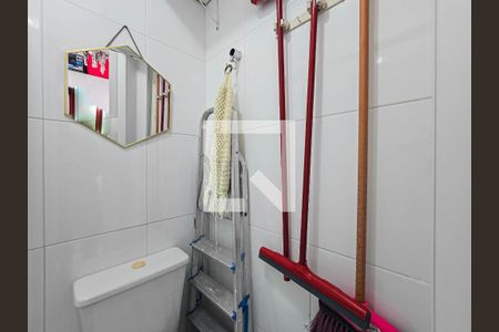 Apartamento para alugar com 112m², 2 quartos e 1 vaga Apartamento para alugar com 112m², 2 quartos e 1 vagaBanheiro de serviço