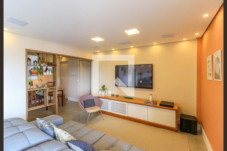 Sala de TV de apartamento à venda com 3 quartos, 121m² em Parque Colonial, São Paulo