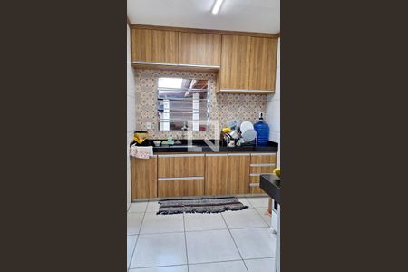 Casa à venda com 146m², 2 quartos e 3 vagasCozinha - Armários