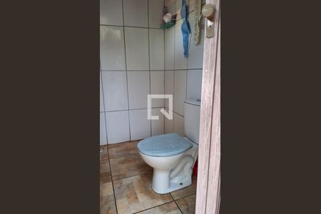 Casa à venda com 146m², 2 quartos e 3 vagasBanheiro externo