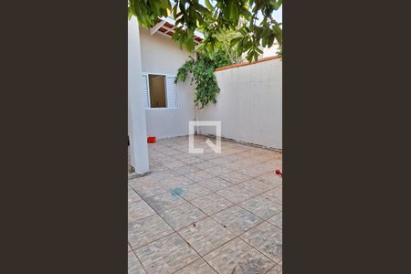 Casa à venda com 146m², 2 quartos e 3 vagasQuintal
