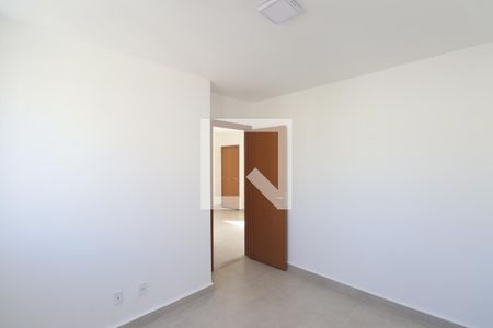 Quarto 2 de apartamento para alugar com 2 quartos, 40m² em Vila Lage, São Gonçalo