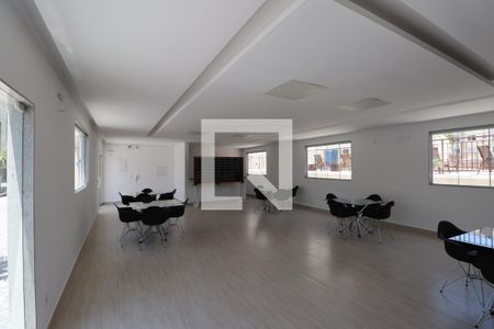 Apartamento para alugar com 40m², 2 quartos e 1 vagaÁrea comum - Salão de festas