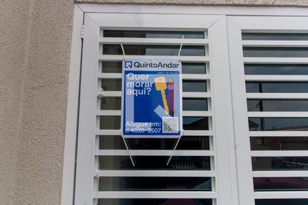 Placa Instalada de apartamento para alugar com 1 quarto, 38m² em Vila Bela, São Paulo