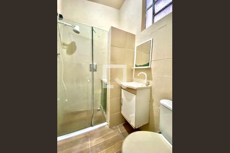 Banheiro de casa à venda com 1 quarto, 40m² em Del Castilho, Rio de Janeiro