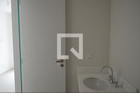 Banheiro de kitnet/studio para alugar com 1 quarto, 30m² em Vila Dom Pedro I, São Paulo