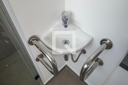 Studio para alugar com 28m², 1 quarto e sem vaga Studio para alugar com 28m², 1 quarto e sem vagaBanheiro