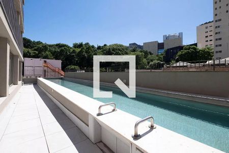 Studio para alugar com 28m², 1 quarto e sem vaga Studio para alugar com 28m², 1 quarto e sem vagaPiscina