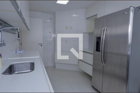 Apartamento para alugar com 110m², 3 quartos e 2 vagasCozinha