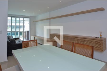 Sala de apartamento para alugar com 3 quartos, 110m² em Recreio dos Bandeirantes, Rio de Janeiro