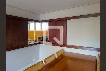 Apartamento à venda com 116m², 3 quartos e 1 vaga Apartamento à venda com 116m², 3 quartos e 1 vagaSala - Balcão articulado