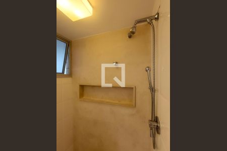 Apartamento à venda com 116m², 3 quartos e 1 vaga Apartamento à venda com 116m², 3 quartos e 1 vagaBanheiro da Suíte