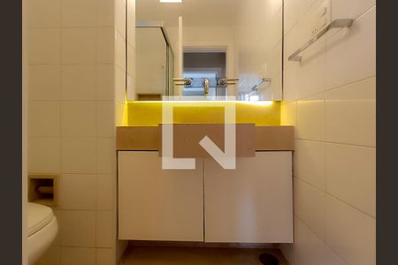 Apartamento à venda com 116m², 3 quartos e 1 vaga Apartamento à venda com 116m², 3 quartos e 1 vagaBanheiro Social