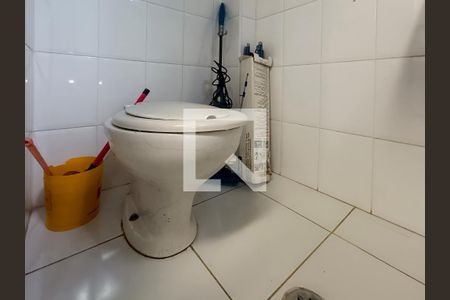 Apartamento à venda com 116m², 3 quartos e 1 vaga Apartamento à venda com 116m², 3 quartos e 1 vagaBanheiro de serviço