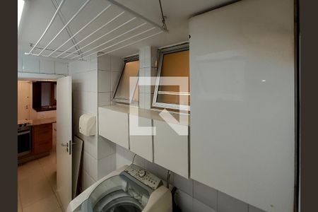 Apartamento à venda com 116m², 3 quartos e 1 vaga Apartamento à venda com 116m², 3 quartos e 1 vagaÁrea de Serviço