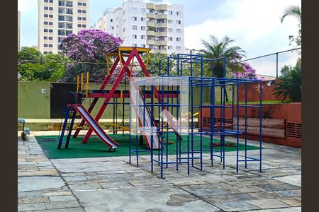 Apartamento à venda com 116m², 3 quartos e 1 vaga Apartamento à venda com 116m², 3 quartos e 1 vagaÁrea comum - Playground