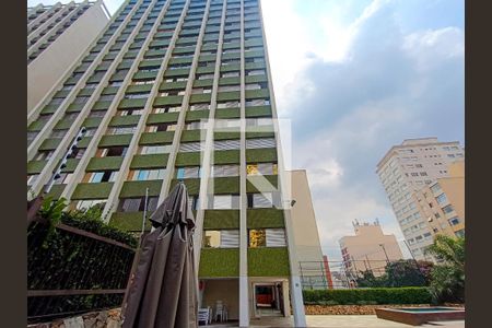 Apartamento à venda com 116m², 3 quartos e 1 vaga Apartamento à venda com 116m², 3 quartos e 1 vagaFachada