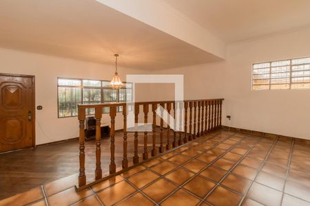 Sala de casa para alugar com 4 quartos, 410m² em Vila Rio Branco, São Paulo