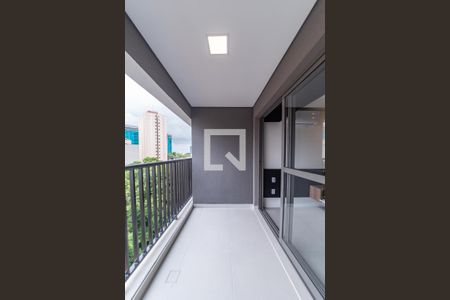 Varanda de kitnet/studio para alugar com 1 quarto, 27m² em Vila Guarani (z Sul), São Paulo