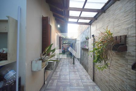 Casa à venda com 150m², 4 quartos e 2 vagas Casa à venda com 150m², 4 quartos e 2 vagasÁrea externa