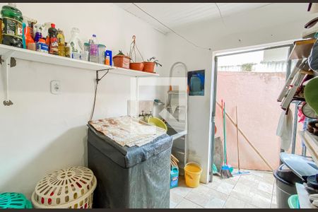 Casa à venda com 120m², 4 quartos e 1 vaga Casa à venda com 120m², 4 quartos e 1 vagaÁrea de serviço