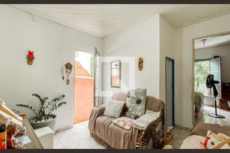 Sala  de casa à venda com 4 quartos, 120m² em Cangaiba, São Paulo