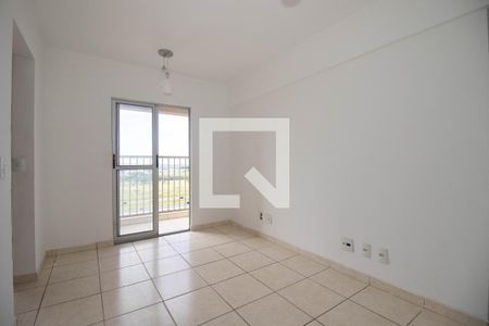 Sala de apartamento para alugar com 3 quartos, 65m² em Qs 501, Brasília