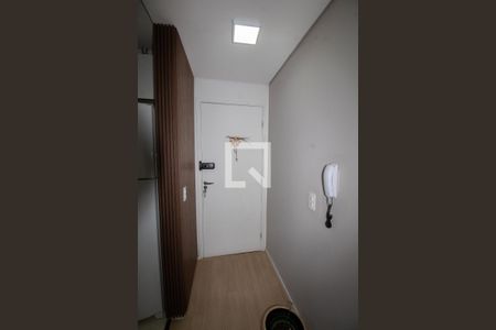 Entrada do apartamento de apartamento para alugar com 2 quartos, 50m² em Vila Tolstoi, São Paulo