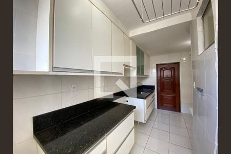 Apartamento para alugar com 134m², 3 quartos e 2 vagas Apartamento para alugar com 134m², 3 quartos e 2 vagasCozinha