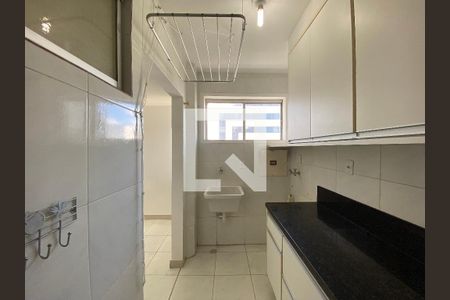 Apartamento para alugar com 134m², 3 quartos e 2 vagas Apartamento para alugar com 134m², 3 quartos e 2 vagasCozinha e Área de Serviço