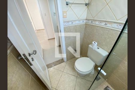 Apartamento para alugar com 134m², 3 quartos e 2 vagas Apartamento para alugar com 134m², 3 quartos e 2 vagasBanheiro Social
