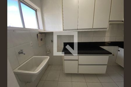 Apartamento para alugar com 134m², 3 quartos e 2 vagas Apartamento para alugar com 134m², 3 quartos e 2 vagasCozinha e Área de Serviço