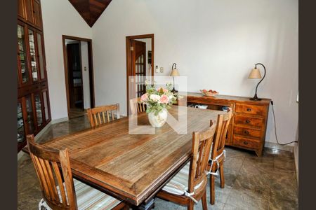 Casa à venda com 274m², 5 quartos e 4 vagasCopa