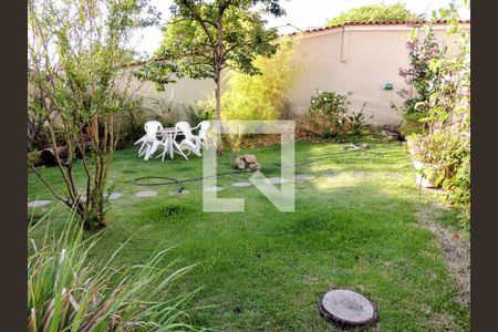 Casa à venda com 274m², 5 quartos e 4 vagasJardim